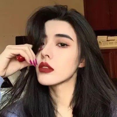 女性狂